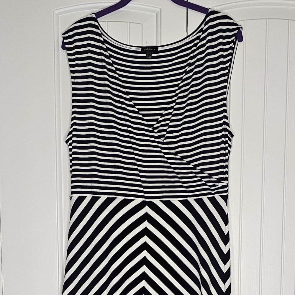 Women's Talbots Striped Maxi Dress‎ Navy Blue and White Size Large